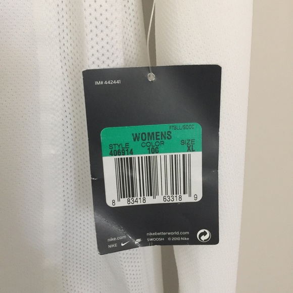 Nike Women’s Authentic Team USA Soccer Full Zip Performance Jacket - Picture 2 of 8